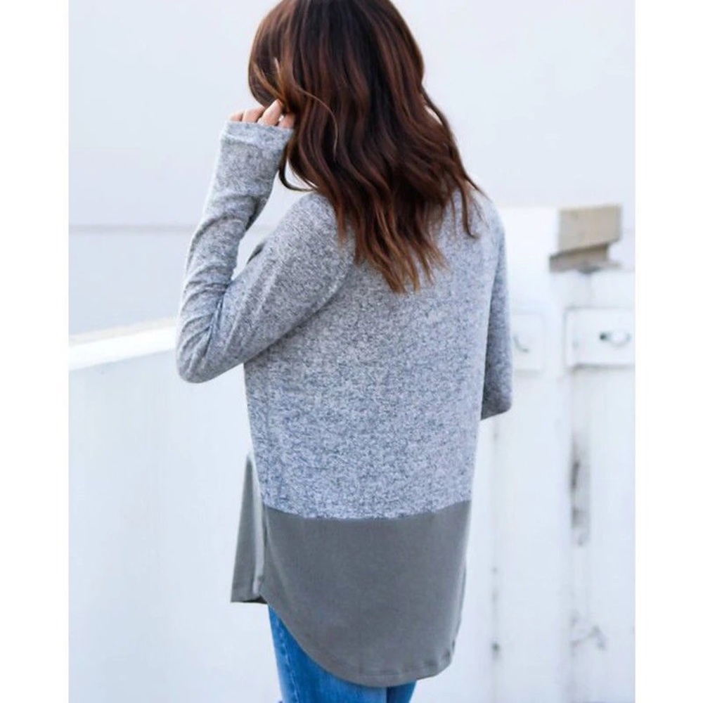 ✨Heather Gray Fleece Cotton Long Sleeved Pullover✨ - Picture 4 of 5
